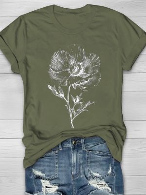 A Poppy Flower Print Women's T-shirt