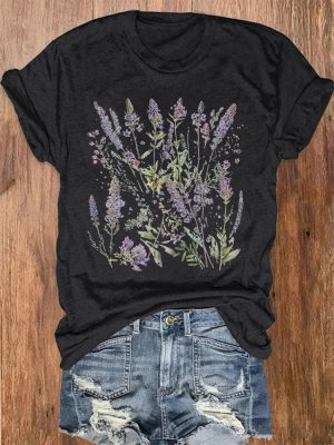 Lavender Floral Print Women's T-shirt
